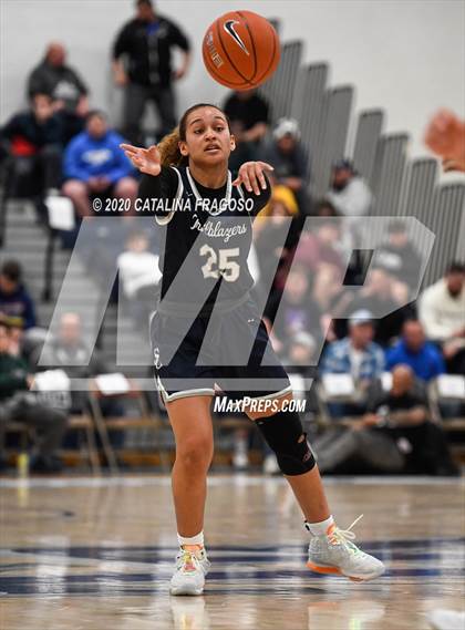 Thumbnail 1 in Sierra Canyon vs Blair Academy (Metro Classic) photogallery.