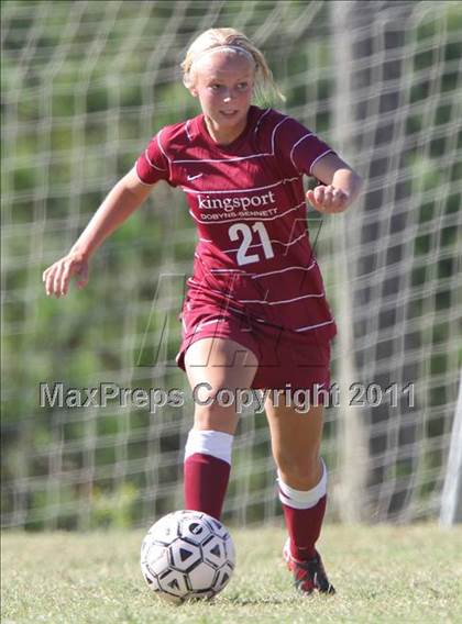 Thumbnail 1 in Maryville vs. Dobyns-Bennett (Bearden Invitational) photogallery.