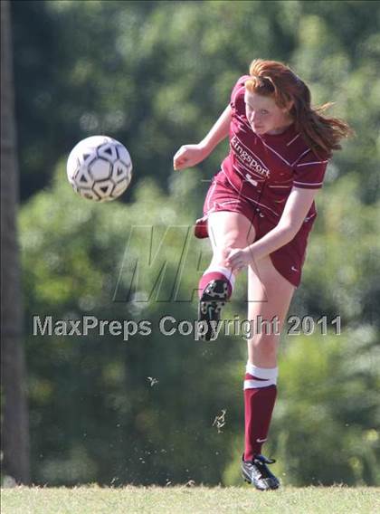 Thumbnail 1 in Maryville vs. Dobyns-Bennett (Bearden Invitational) photogallery.