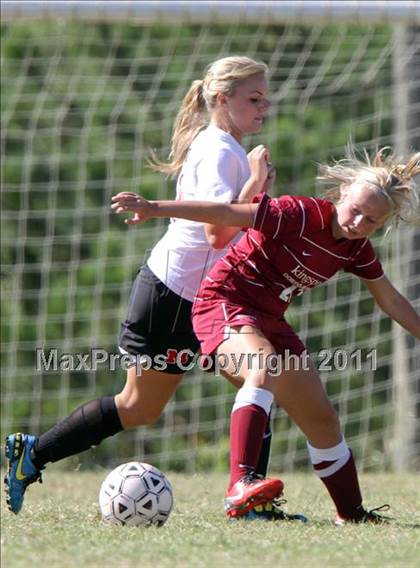 Thumbnail 3 in Maryville vs. Dobyns-Bennett (Bearden Invitational) photogallery.