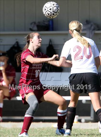Thumbnail 3 in Maryville vs. Dobyns-Bennett (Bearden Invitational) photogallery.