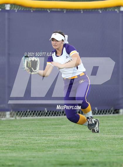 Thumbnail 3 in Granville vs Bloom-Carroll (OHSAA D2 District Playoff) photogallery.