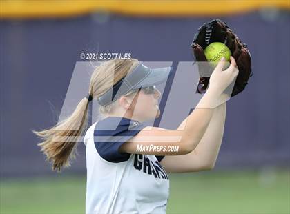 Thumbnail 1 in Granville vs Bloom-Carroll (OHSAA D2 District Playoff) photogallery.