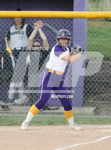 Thumbnail 2 in Granville vs Bloom-Carroll (OHSAA D2 District Playoff) photogallery.