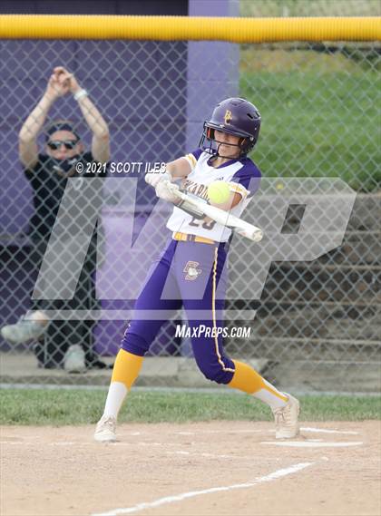 Thumbnail 1 in Granville vs Bloom-Carroll (OHSAA D2 District Playoff) photogallery.