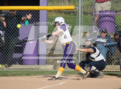 Thumbnail 3 in Granville vs Bloom-Carroll (OHSAA D2 District Playoff) photogallery.