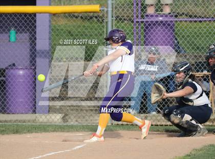 Thumbnail 2 in Granville vs Bloom-Carroll (OHSAA D2 District Playoff) photogallery.