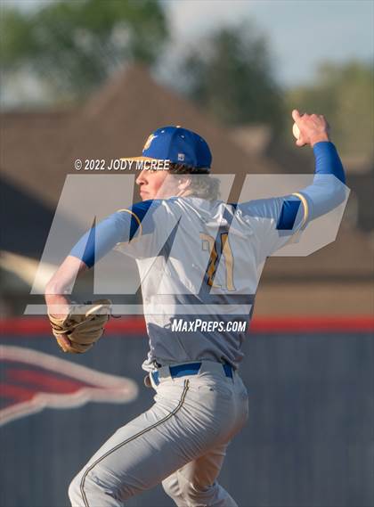 Thumbnail 1 in Oxford @ Lewisburg photogallery.