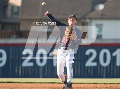Thumbnail 3 in Oxford @ Lewisburg photogallery.