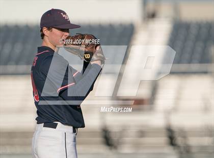 Thumbnail 2 in Oxford @ Lewisburg photogallery.