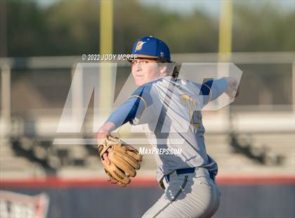 Thumbnail 2 in Oxford @ Lewisburg photogallery.