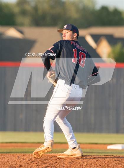 Thumbnail 2 in Oxford @ Lewisburg photogallery.