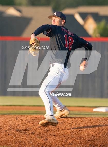Thumbnail 3 in Oxford @ Lewisburg photogallery.
