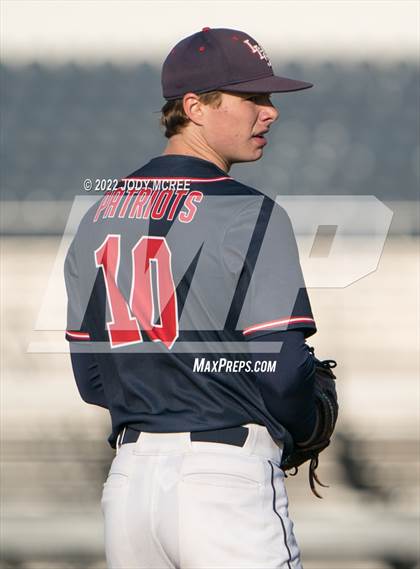 Thumbnail 3 in Oxford @ Lewisburg photogallery.