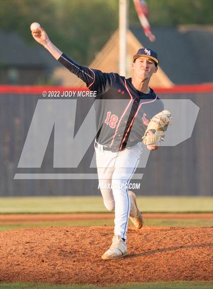 Thumbnail 3 in Oxford @ Lewisburg photogallery.