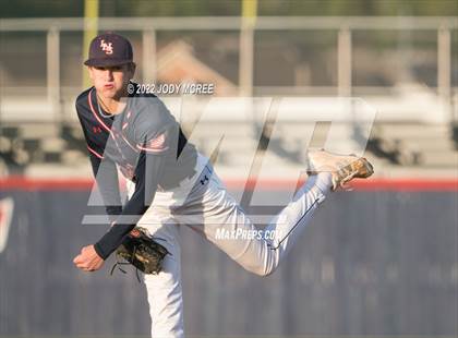 Thumbnail 3 in Oxford @ Lewisburg photogallery.