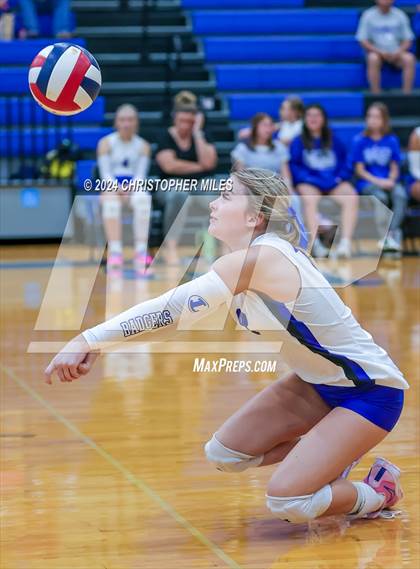 Thumbnail 1 in Shoemaker @ Lampasas photogallery.