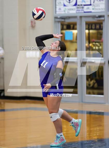 Thumbnail 2 in Shoemaker @ Lampasas photogallery.