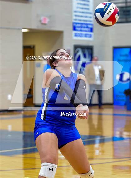 Thumbnail 3 in Shoemaker @ Lampasas photogallery.