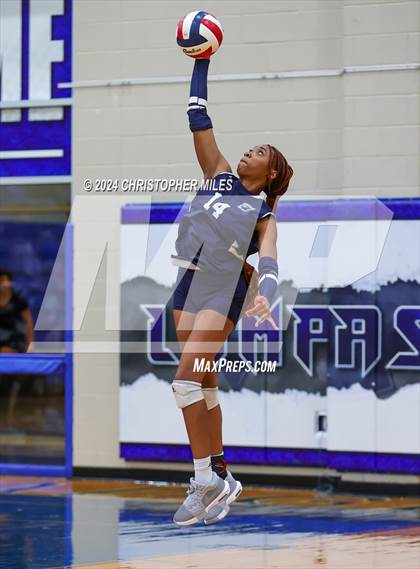Thumbnail 1 in Shoemaker @ Lampasas photogallery.