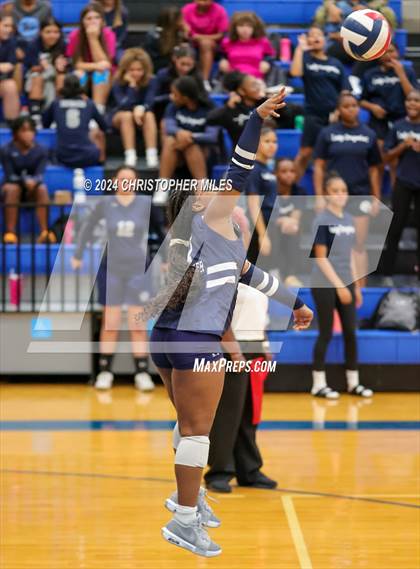 Thumbnail 2 in Shoemaker @ Lampasas photogallery.