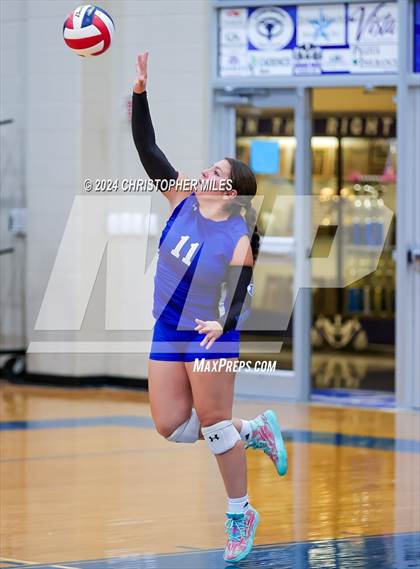 Thumbnail 3 in Shoemaker @ Lampasas photogallery.