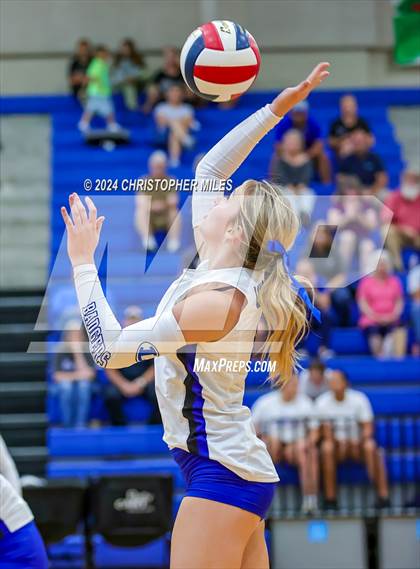 Thumbnail 2 in Shoemaker @ Lampasas photogallery.