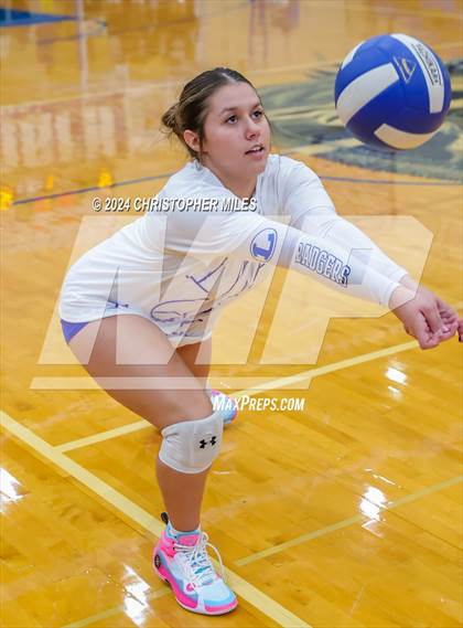 Thumbnail 3 in Shoemaker @ Lampasas photogallery.