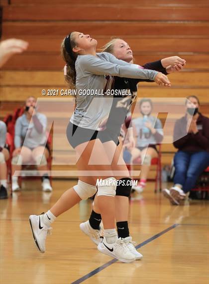 Thumbnail 2 in Dixon @ West Carteret photogallery.