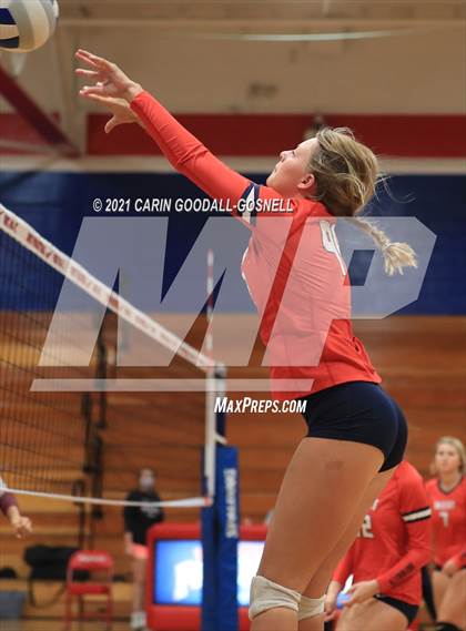 Thumbnail 3 in Dixon @ West Carteret photogallery.