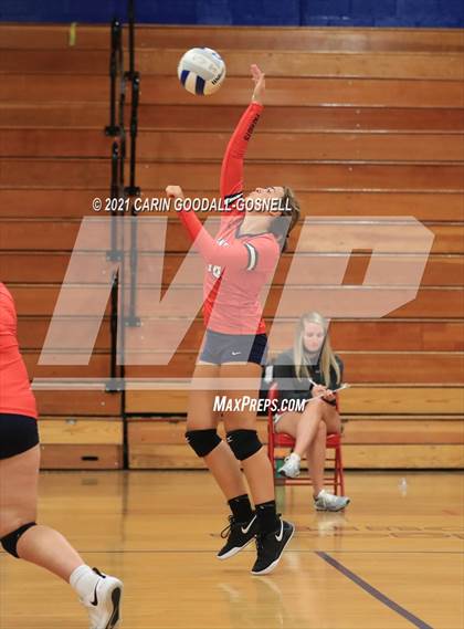 Thumbnail 3 in Dixon @ West Carteret photogallery.