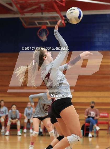 Thumbnail 3 in Dixon @ West Carteret photogallery.