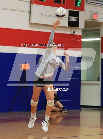 Thumbnail 1 in Dixon @ West Carteret photogallery.