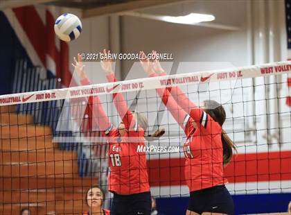 Thumbnail 3 in Dixon @ West Carteret photogallery.