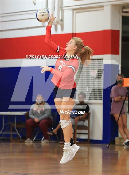 Thumbnail 3 in Dixon @ West Carteret photogallery.
