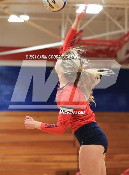 Thumbnail 1 in Dixon @ West Carteret photogallery.