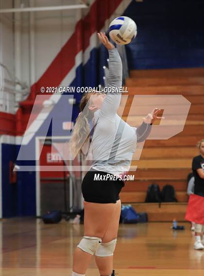 Thumbnail 2 in Dixon @ West Carteret photogallery.