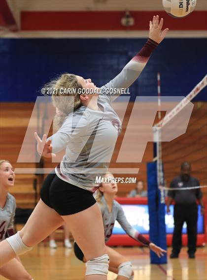 Thumbnail 3 in Dixon @ West Carteret photogallery.