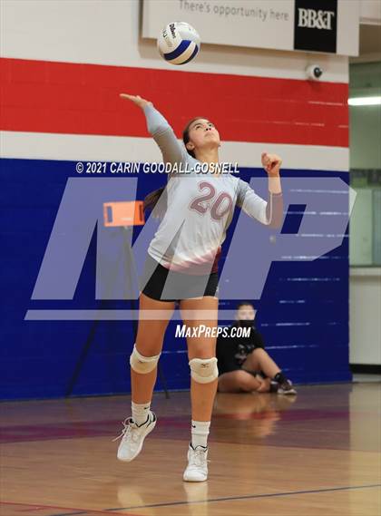 Thumbnail 3 in Dixon @ West Carteret photogallery.