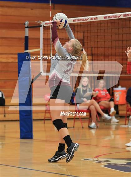 Thumbnail 3 in Dixon @ West Carteret photogallery.