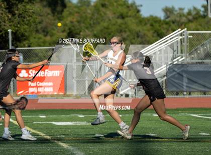 Thumbnail 2 in Oaks Christian vs Dos Pueblos (CIF-SS D2 Semi-Finals) photogallery.