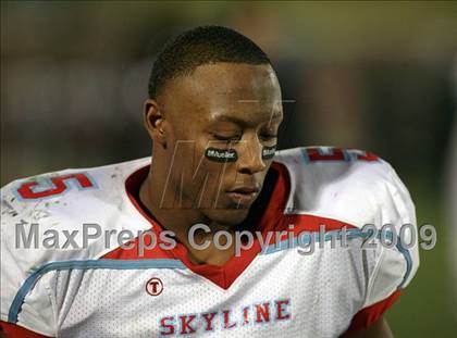 Thumbnail 2 in De Soto vs. Skyline (Texas 5A Region II Area Playoffs) photogallery.