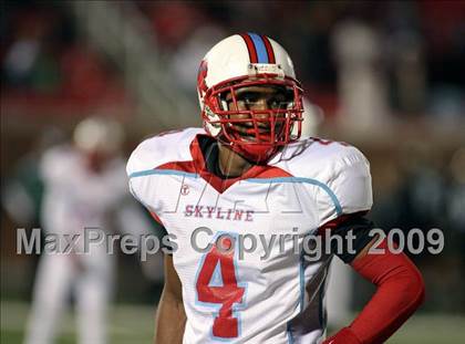 Thumbnail 2 in De Soto vs. Skyline (Texas 5A Region II Area Playoffs) photogallery.
