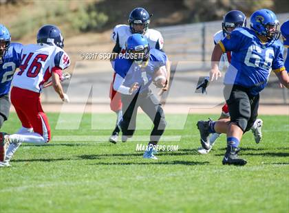 Thumbnail 1 in Great Oak @ Serrano photogallery.