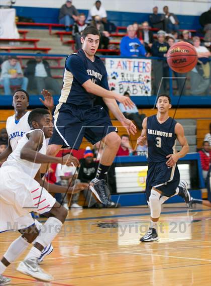 Thumbnail 1 in Arlington vs Bartlett photogallery.