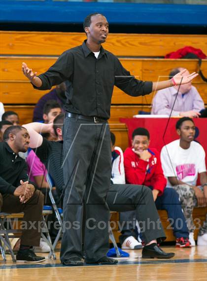 Thumbnail 3 in Arlington vs Bartlett photogallery.