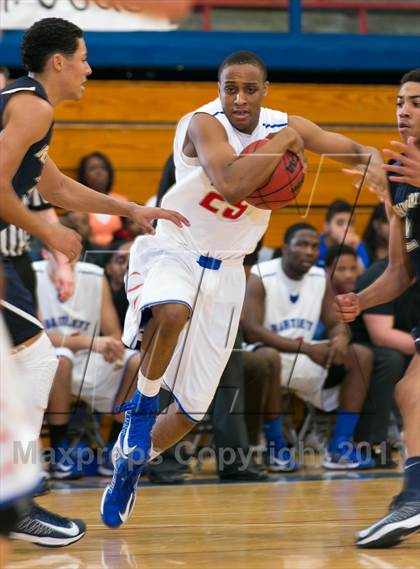 Thumbnail 2 in Arlington vs Bartlett photogallery.