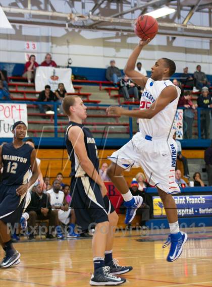 Thumbnail 3 in Arlington vs Bartlett photogallery.