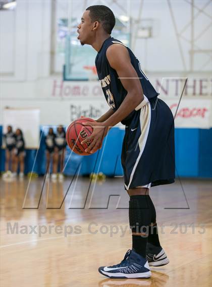 Thumbnail 3 in Arlington vs Bartlett photogallery.