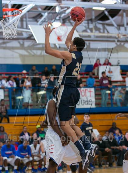 Thumbnail 2 in Arlington vs Bartlett photogallery.